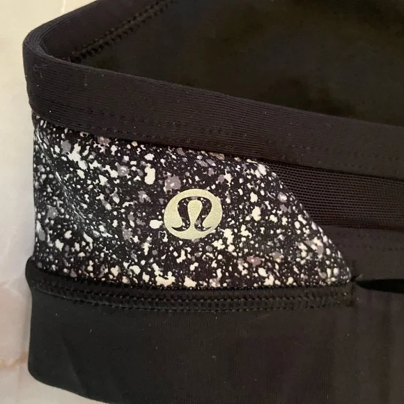 Lululemon Rise and Run sports bra - Picture 3 of 7